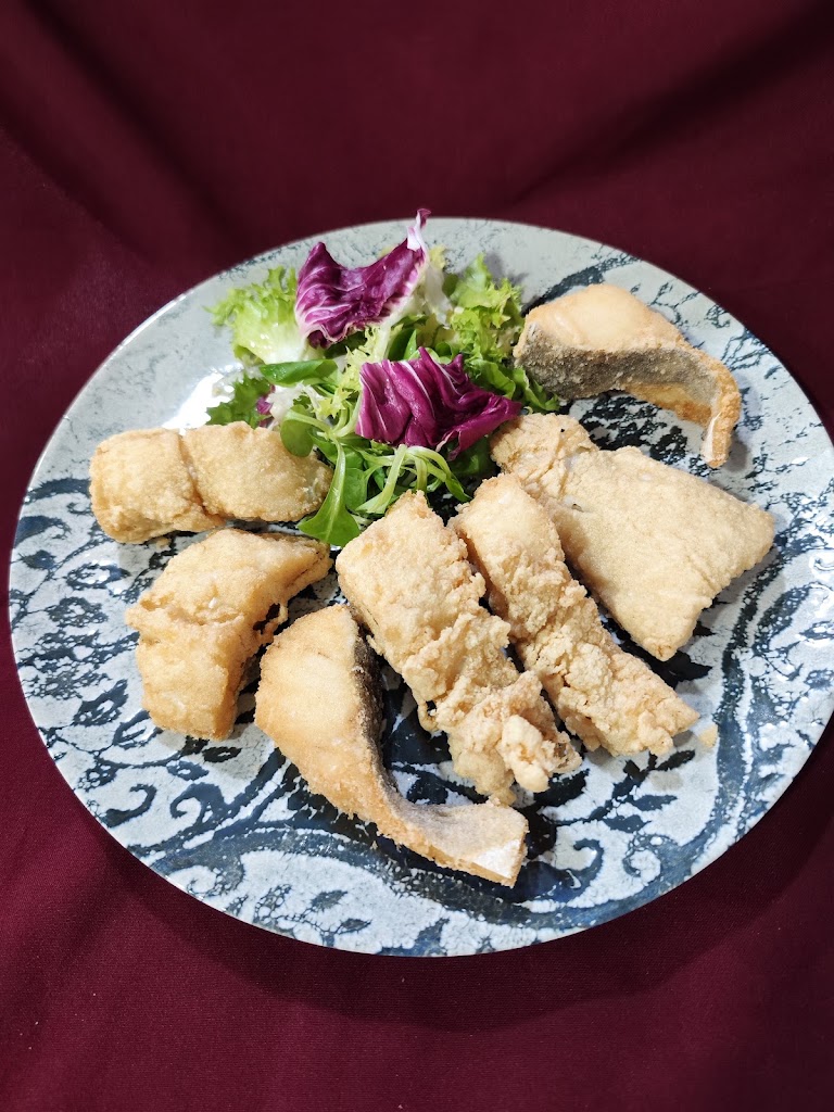 BAR LA BOLERA — Comida y bebida
