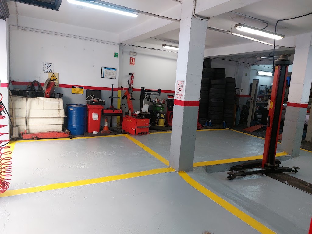 Talleres Motors CA — Interior
