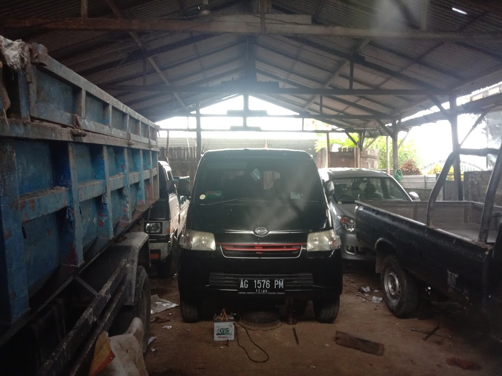 BENGKEL MOBIL LINGGA JAYA