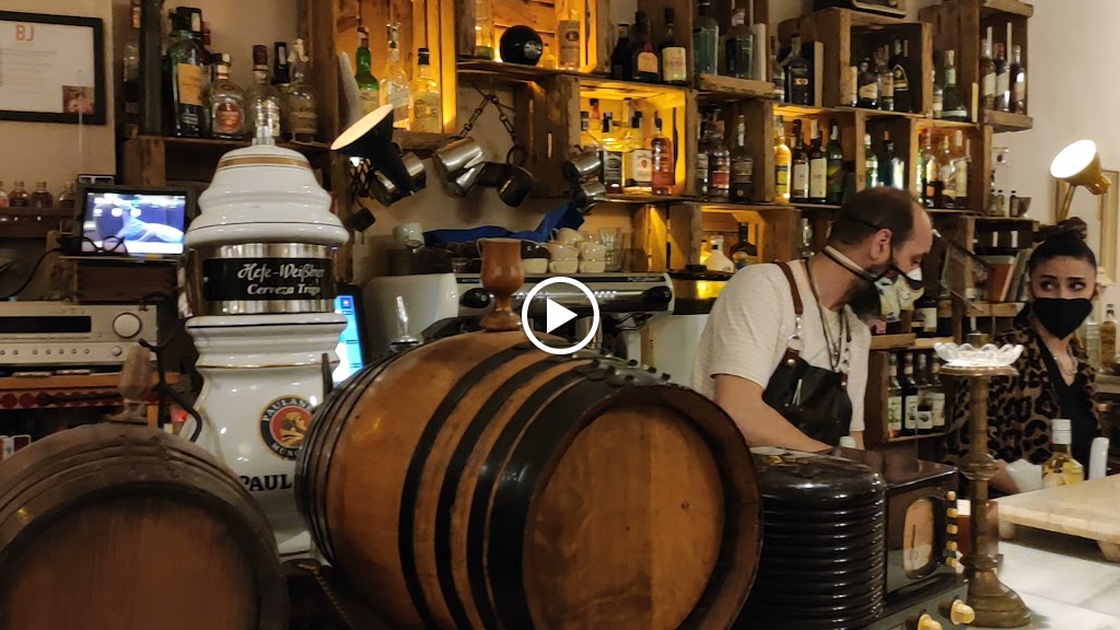Bar Lumiere — Videos