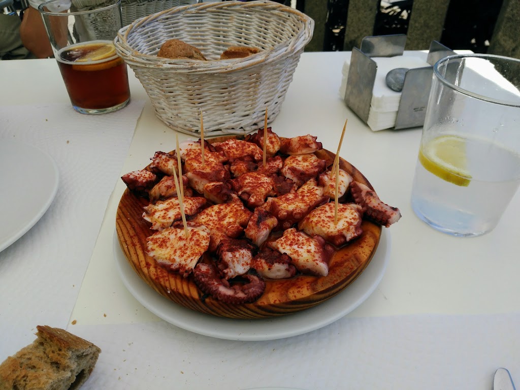 Bar Casa Porron — Comida y bebida