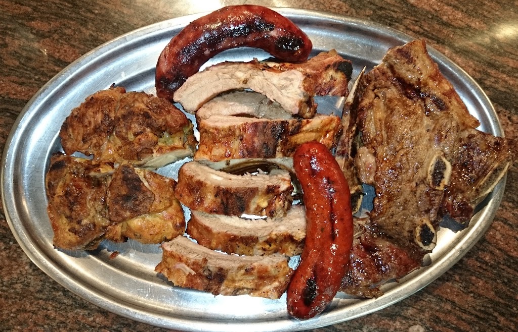 Churrasqueria Cantodearea — Comida y bebida