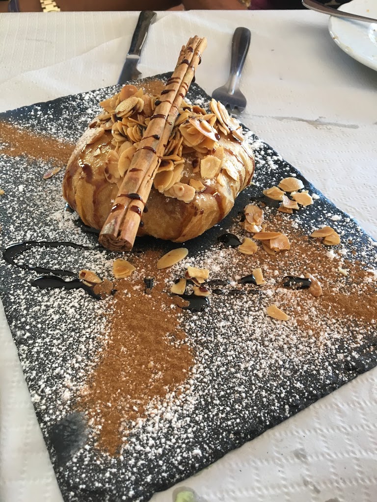 Restaurante Mogador park — Comida y bebida