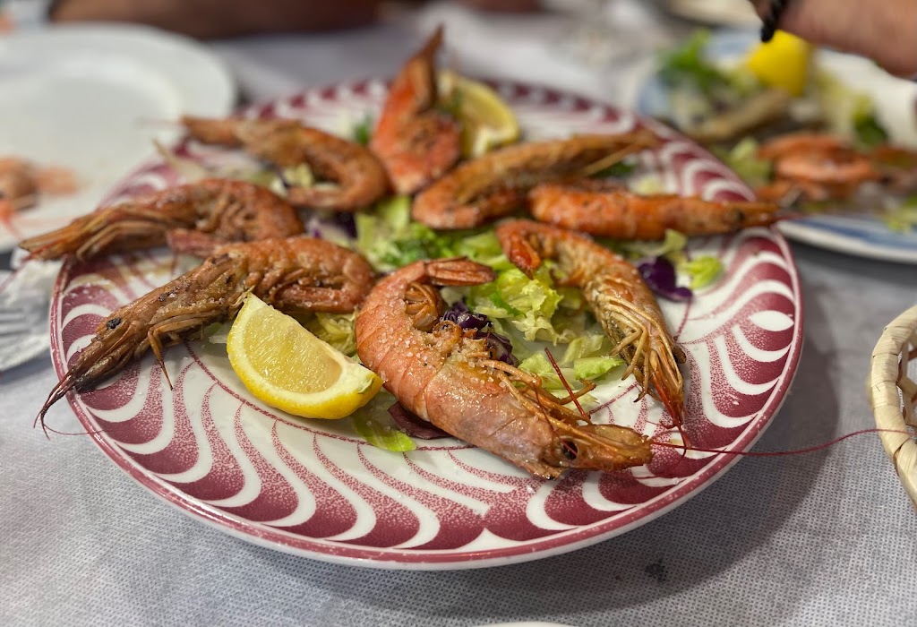 Cerveceria Selma — Comida y bebida