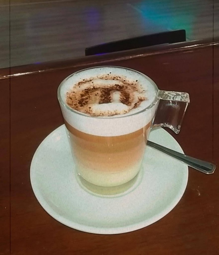 Mundabala Cafe Pub — Cafe