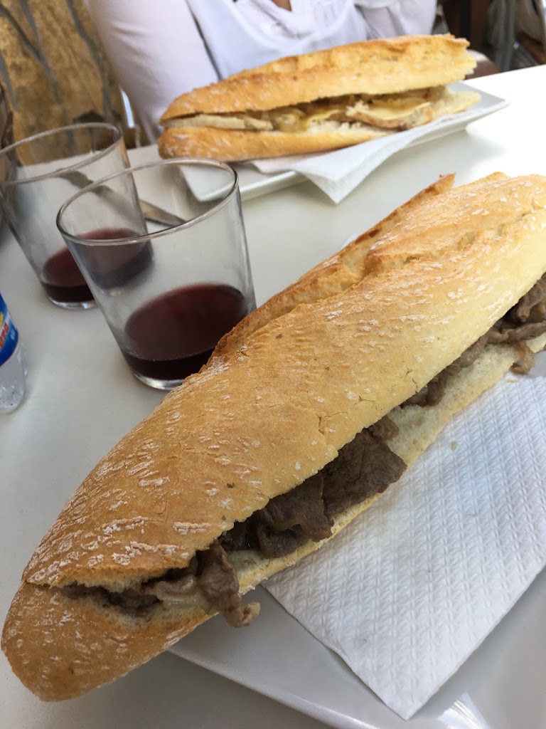 Restaurante Cafeteria Versalles — Baguette