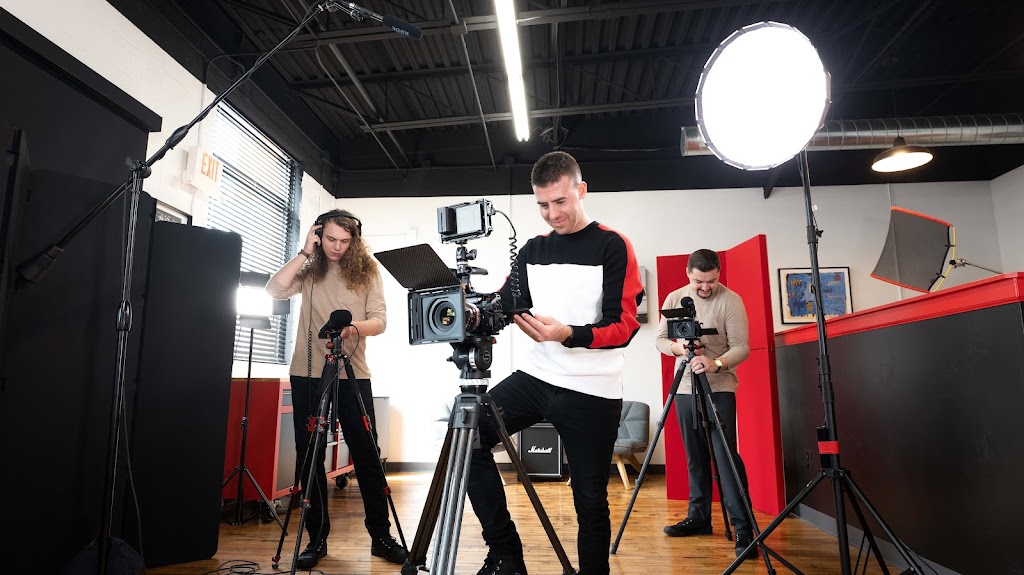 Mirrorless Productions