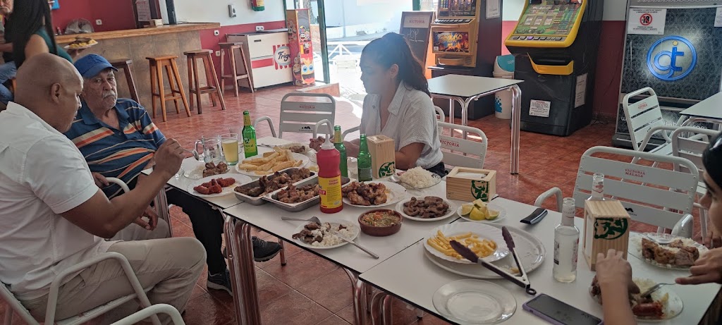 Bar cafeteria el Guaro
