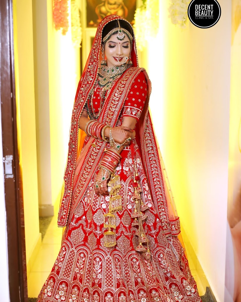 Decent Beauty Parlour Salon