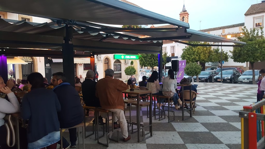 Bar Cafe Loren's — Ambiente