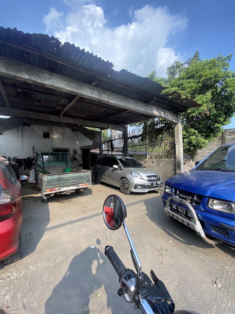 Bengkel Mobil Anugerah (Pak Jum)