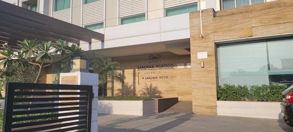 Ambar Sarovar Portico