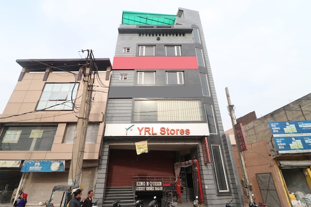 Oyo Hotel King S
