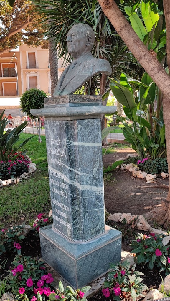 Busto Alfonso Escamez