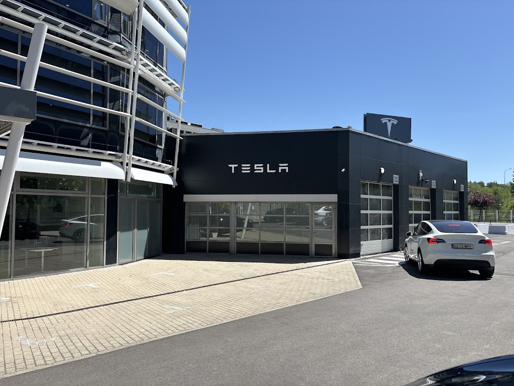 Tesla Center Madrid Alcobendas