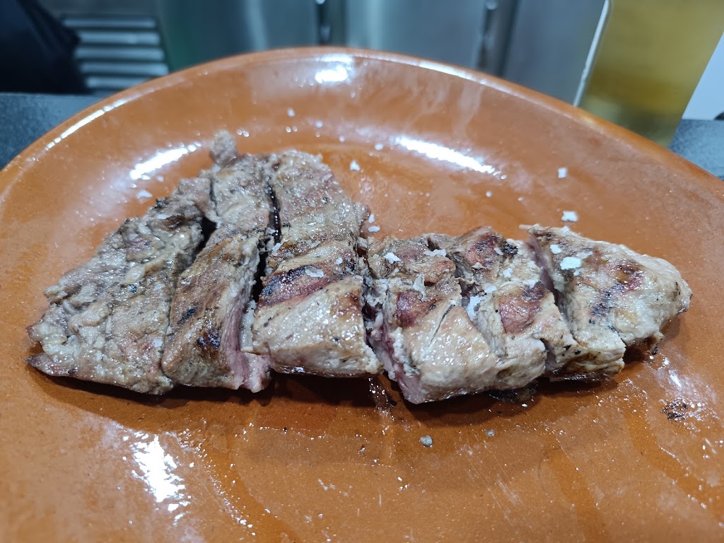 Restaurante Mejias — Comida y bebida