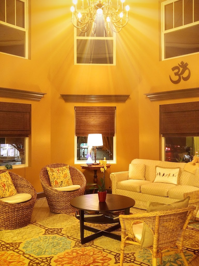  Ananda Yoga + Wellness