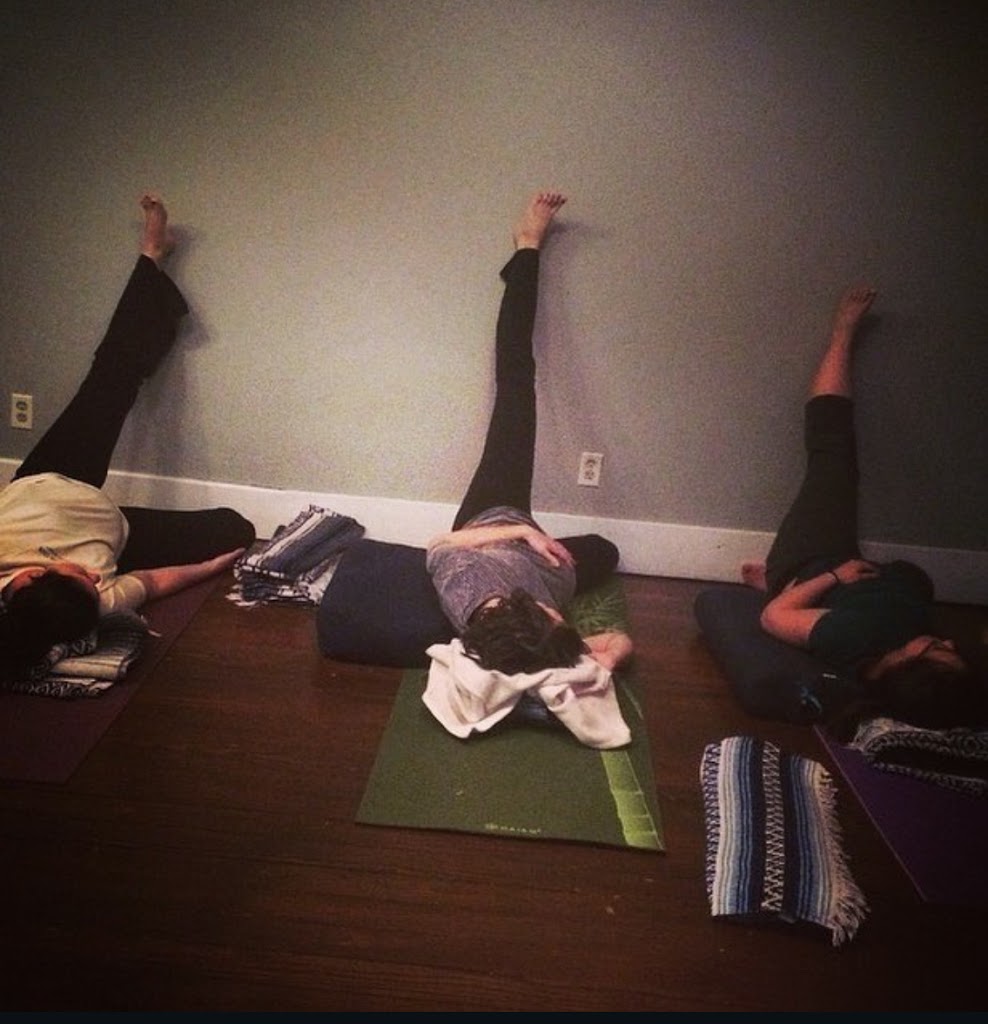  Yoga Nest - Prenatal Yoga and Massage