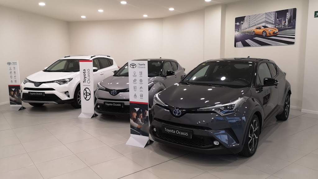 Toyota Plus Ocasion Concesionario Oficial Toyota - Ippon Motor Valles — Interior