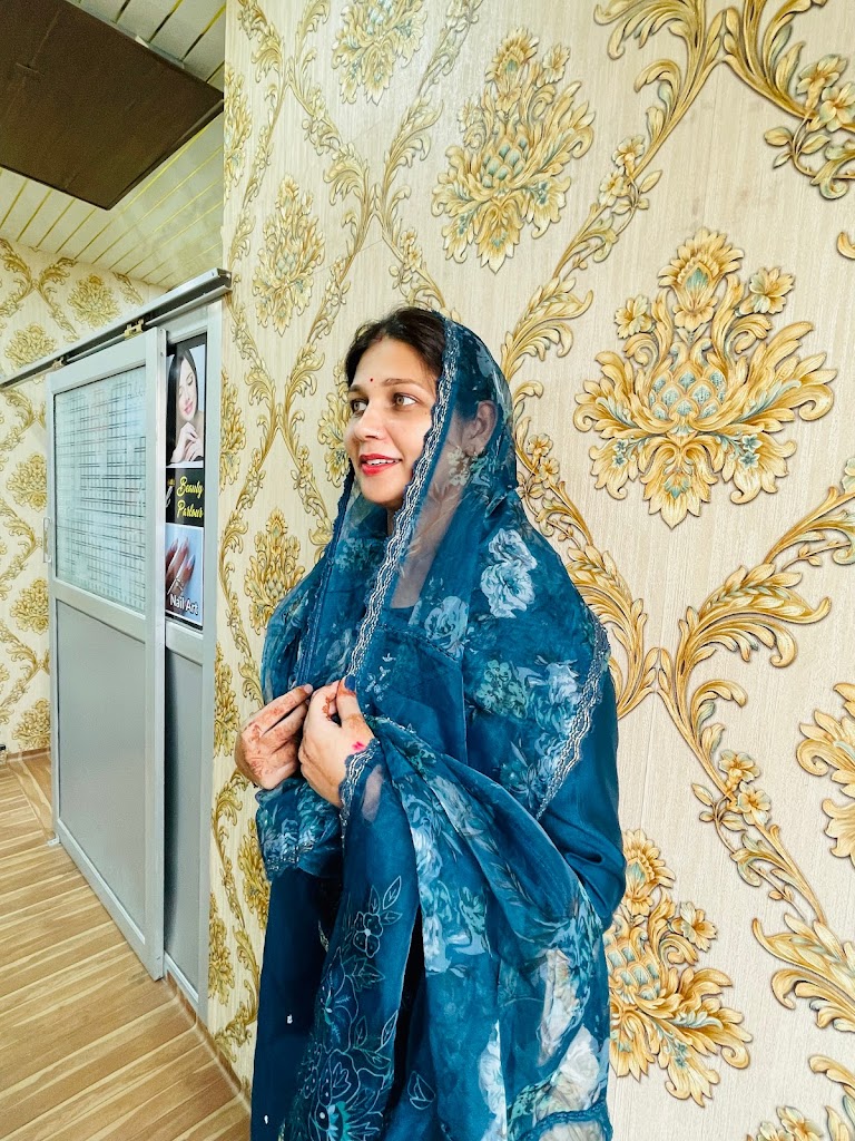 Royal Beauty Parlour