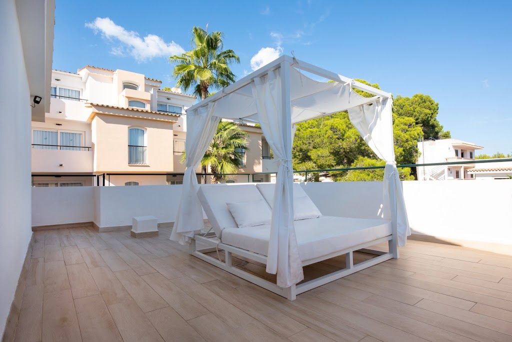 Valentin Somni Hotel & Suites