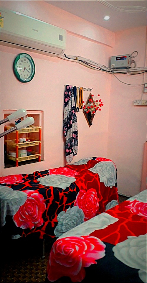 Runjhun Beauty Parlour And Training Center