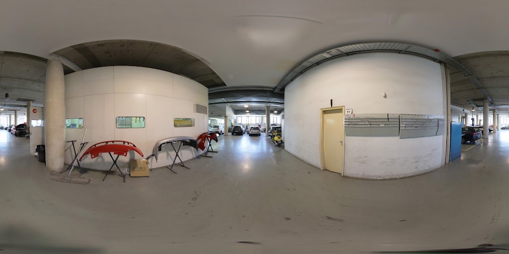 Iberplancha by Certified Collision Craft, S.L. — Interior