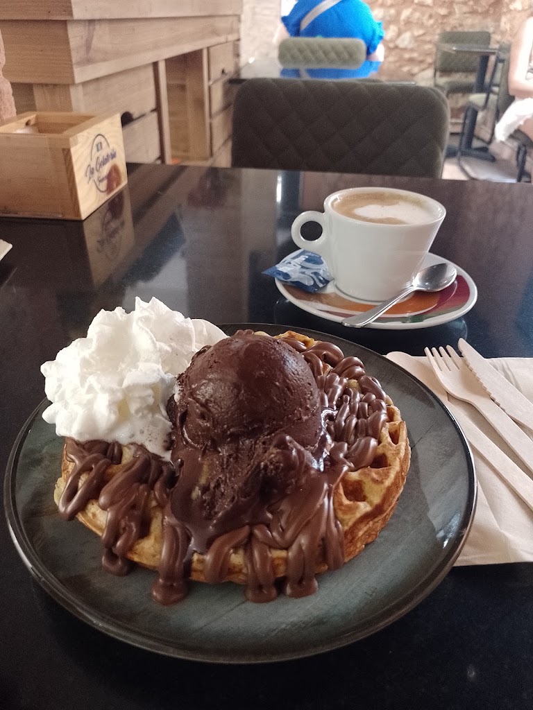 Caffe Torino Sitges — Cafe