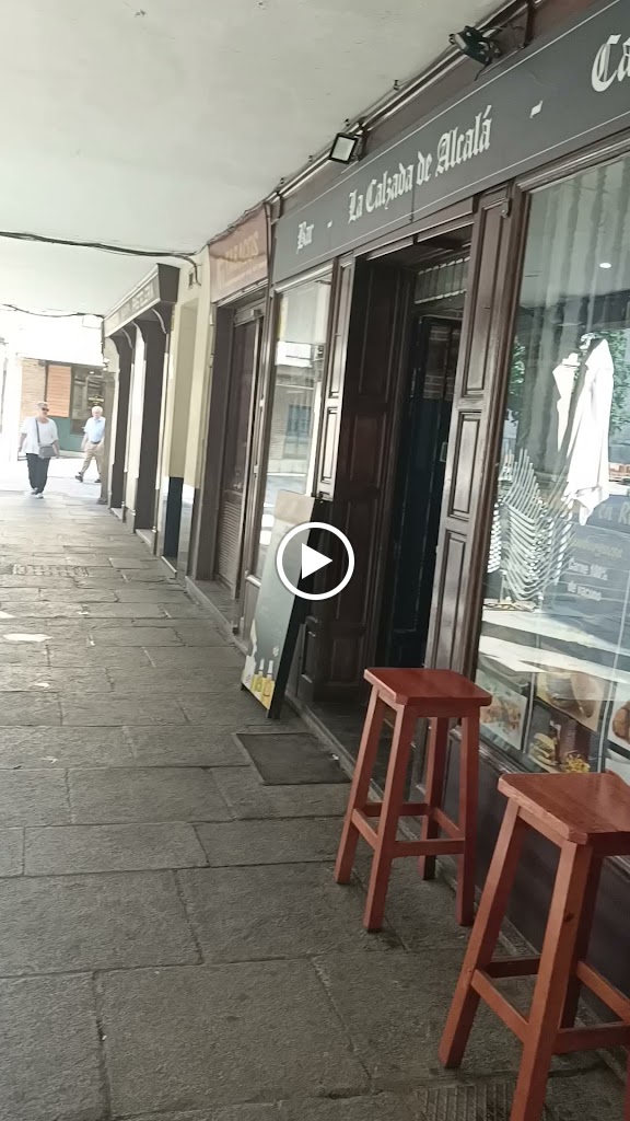 Bar La Calzada de Alcala — Videos