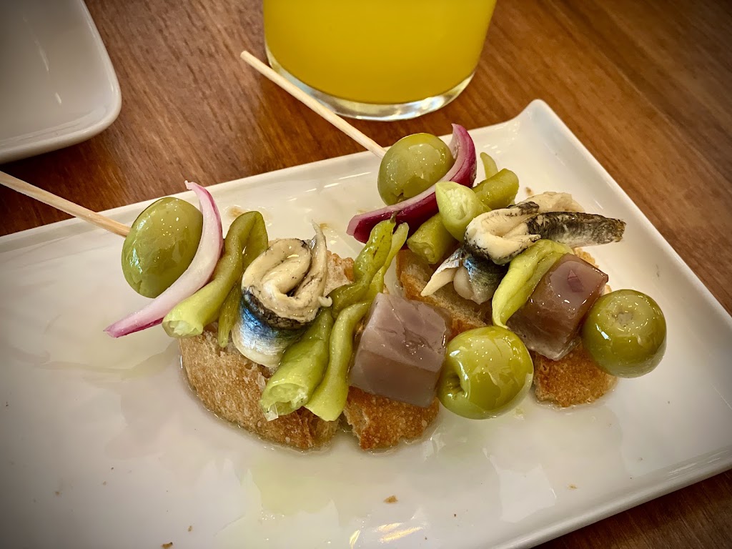 Baster — Comida y bebida