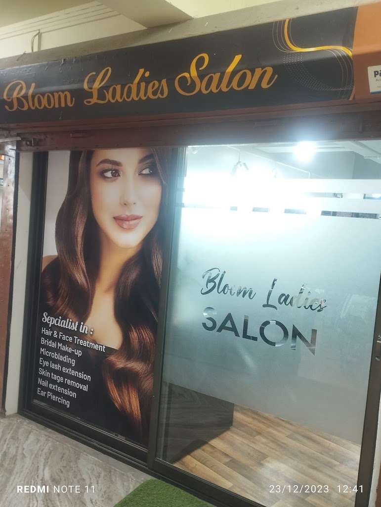 Bloom Ladies Salon