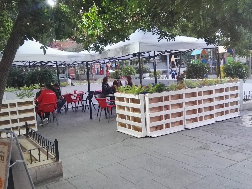 Cafeteria-Heladeria, EL Bon Gust