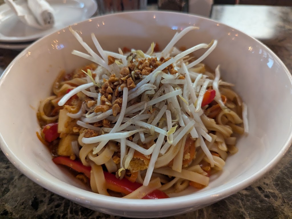 Pad thai