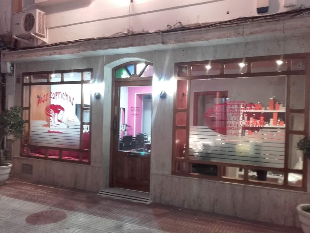 Miss Caprichos peluqueria LUCIA RONCERO — Exterior