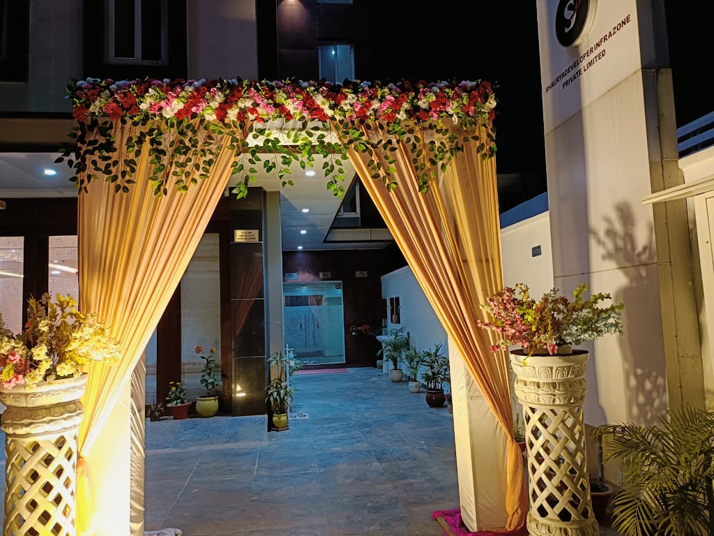 Hotel Roselle Inn Best Hotel In Lucknow Book Banquet Hall In Lucknow Book Event