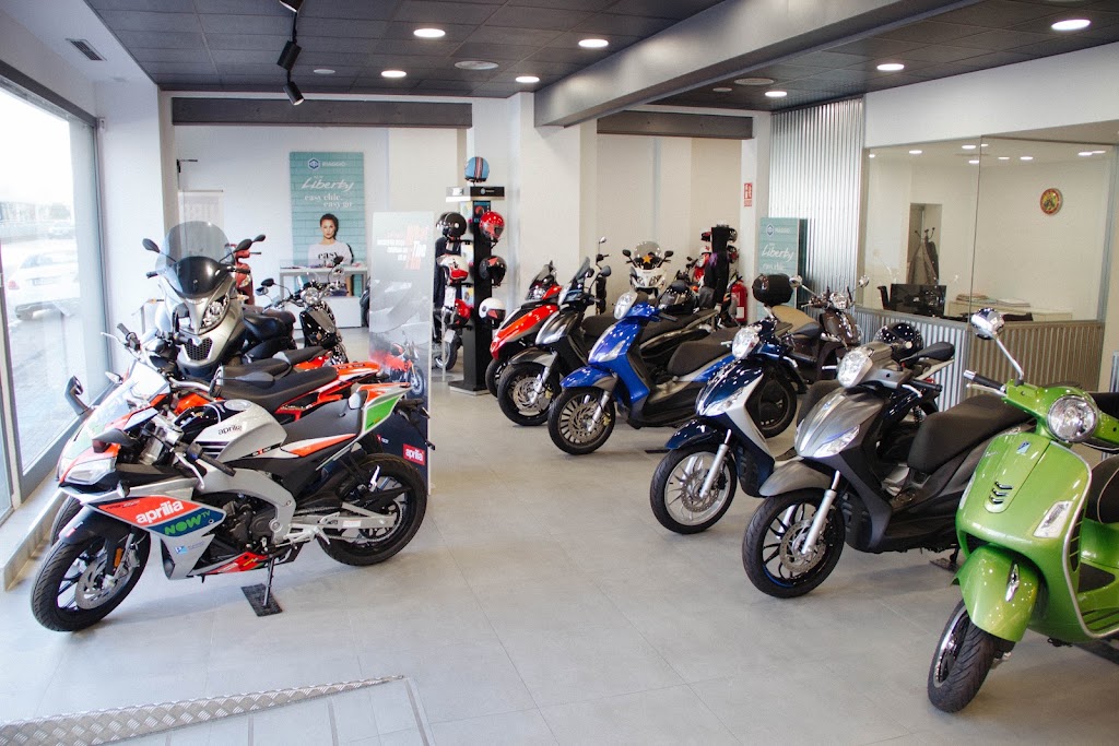 MOTOS BALART HOSPITALET | Concesionario y taller Piaggio, Vespa, Aprilia, Moto Guzzi — Del propietario