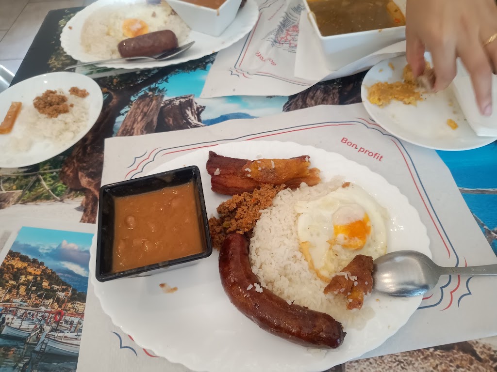 Delicias Dona Blanca - INCA — Bandeja paisa