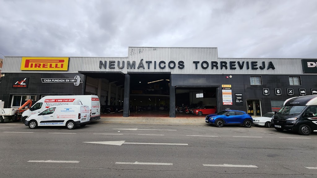 NEUMATICOS TORREVIEJA, S.L — Exterior
