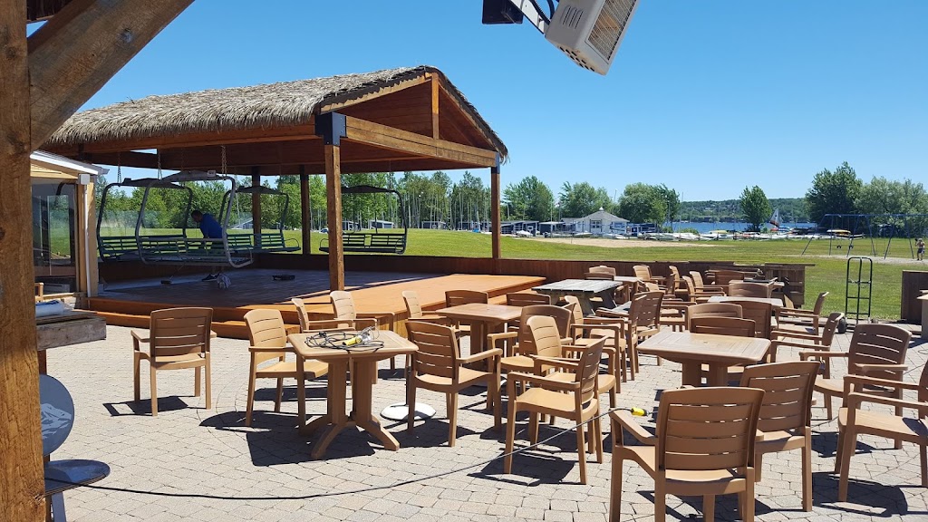 Pub Le Chalet in Magog