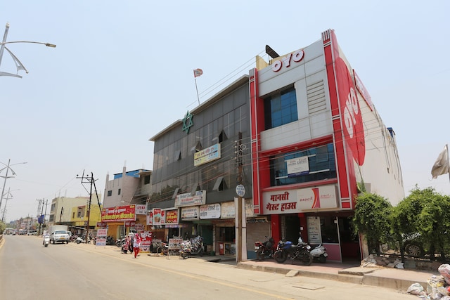 Oyo 33002 Mansi Guest House
