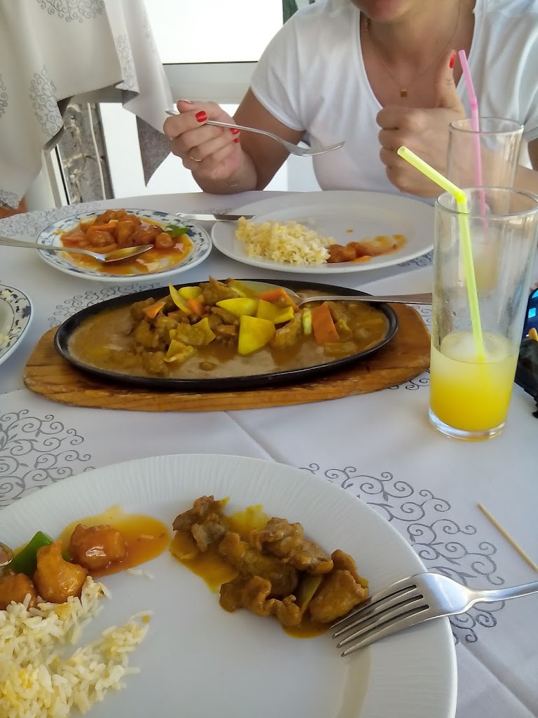 Pub Bodhran — Comida y bebida