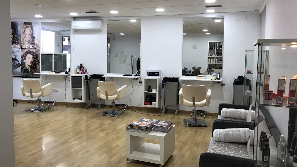 Peluqueria Y Estetica Mc