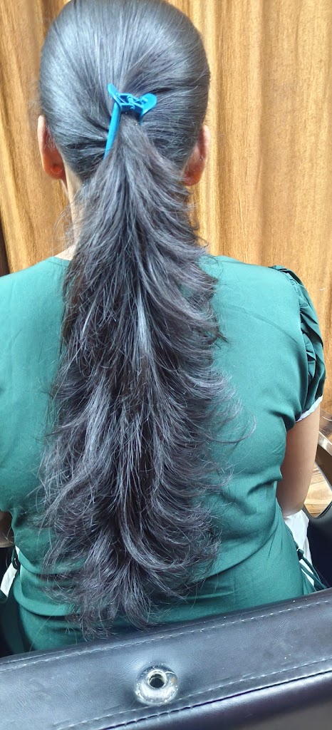 Bharati Makeover And Ladies Beauty Parlour