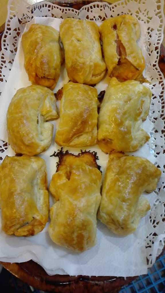 Bar Comercial — Comida y bebida