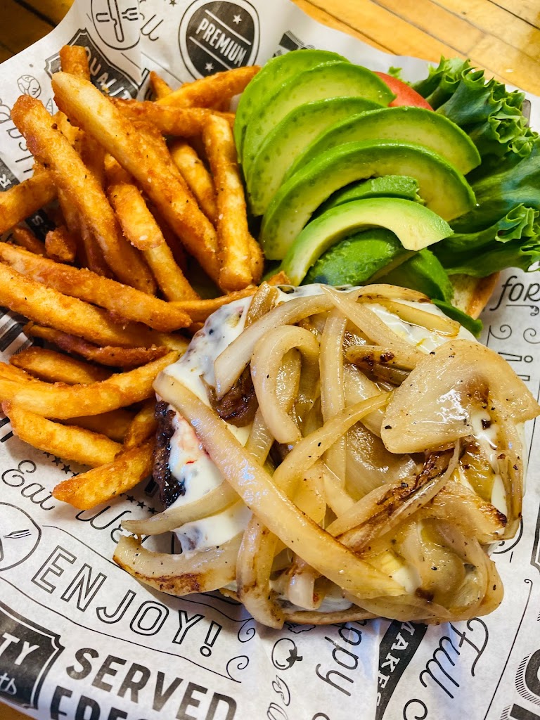  Beer Snobs Ale & Eats