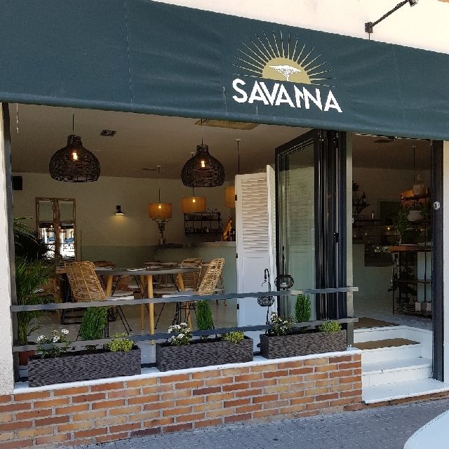 SAVANNA RESTAURANTE — Del propietario