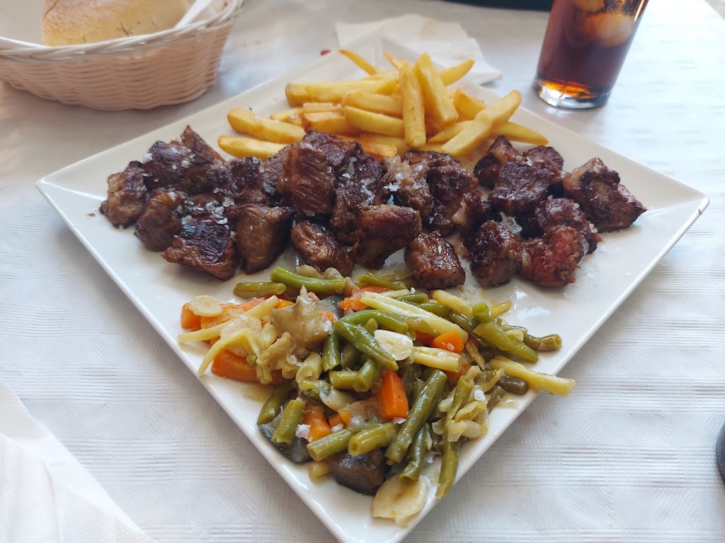 Restaurante La Locura — Comida y bebida