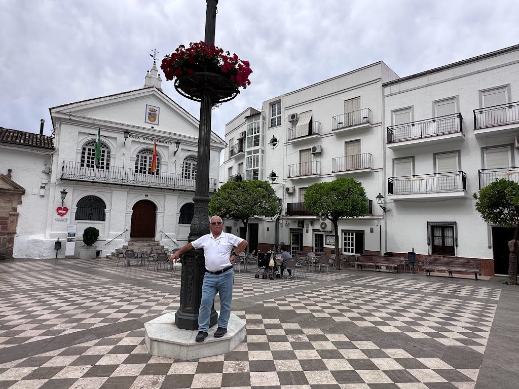 Cafe Bar La Plaza — Parroquia Nuestra Senora de la O