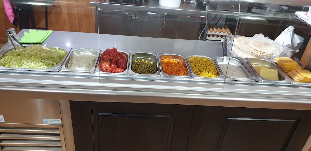 Damasco's Doner Baza — Ambiente