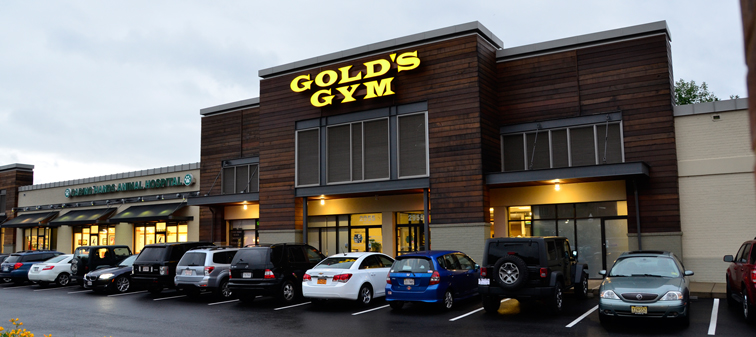  Gold's Gym - South Arlington